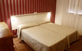Hostal Plaza De Italia