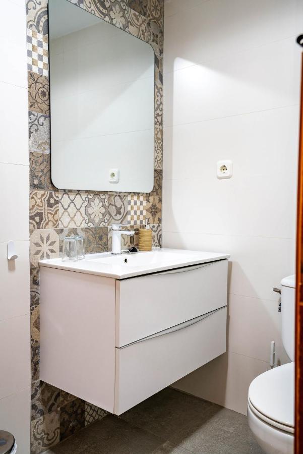 Hostal Plaza De Italia Caces Extérieur photo